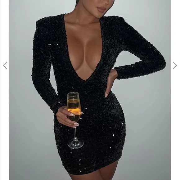 knee length dresses for ladies Black Sequin Mini Dress with Open Back & Padded Shoulders | Sparkly  Cocktail Party Dress for Women | Holiday & NYE Outfit main image 1